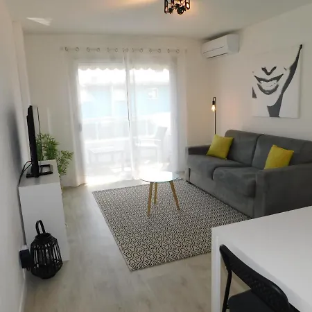 Appartement T1 Residence L'Amandine Proche Plage Avec Parking Antibes
