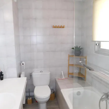 Appartement T1 Residence L'Amandine Proche Plage Avec Parking Antibes
