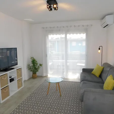 Appartement T1 Residence L'Amandine Proche Plage Avec Parking Antibes